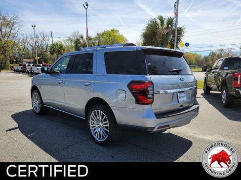 Used 2024 Ford Expedition Limited image 4