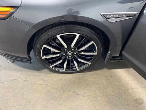 Used 2023 Honda Accord Touring image 30