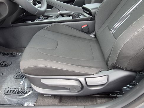 New 2026 Hyundai Elantra Sport FWD image 19