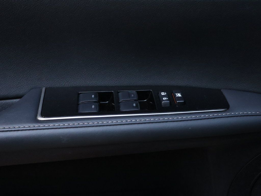 Used 2016 Lexus ES 350 w/ Premium Package w/Wood Trim FWD image 46