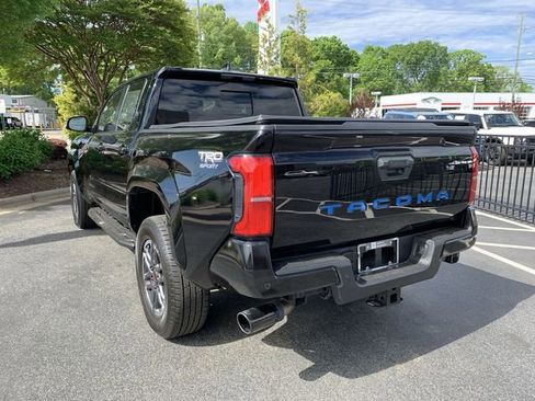 Used 2024 Toyota Tacoma TRD Sport w/ TRD Sport Upgrade Package RWD image 6