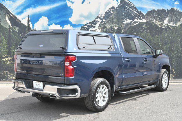 Used 2021 Chevrolet Silverado 1500 LT w/ Z71 Off-Road Package AWD/4WD image 3