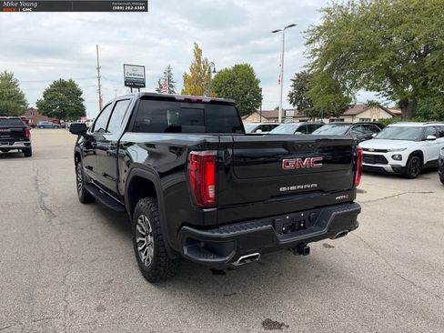 Used 2022 GMC Sierra 1500 AT4 w/ AT4 Premium Package AWD/4WD image 7