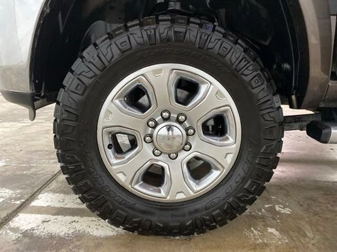 Used 2018 RAM 2500 Laramie w/ Off Road Package AWD/4WD image 28