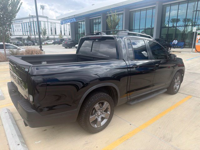Used 2025 Honda Ridgeline TrailSport image 5