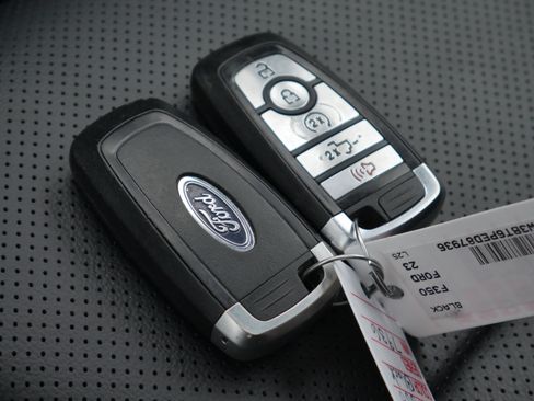 Certified 2023 Ford F350 Lariat w/ Black Appearance Package image 44