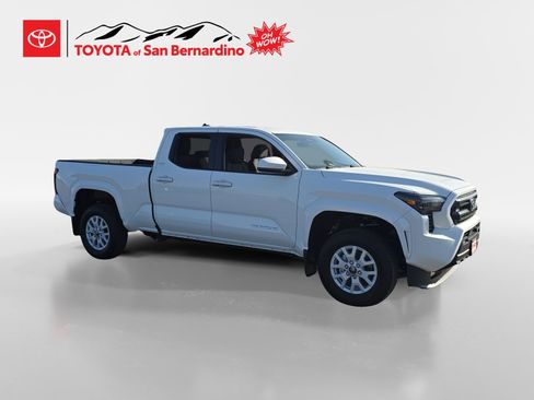 New 2025 Toyota Tacoma SR5 image 7