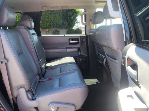 Used 2016 Toyota Sequoia Limited w/ Safety & Convenience Package AWD/4WD image 23