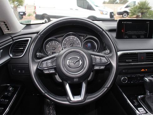 Used 2018 MAZDA CX-9 Touring image 13