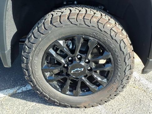 New 2026 Chevrolet Silverado 2500 LT w/ Trail Boss Package AWD/4WD image 11