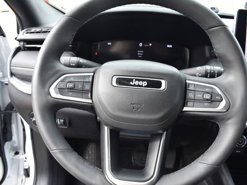 Used 2023 Jeep Compass High Altitude w/ Driver Assist Group I image 13