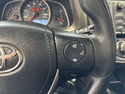Used 2014 Toyota RAV4 XLE image 18
