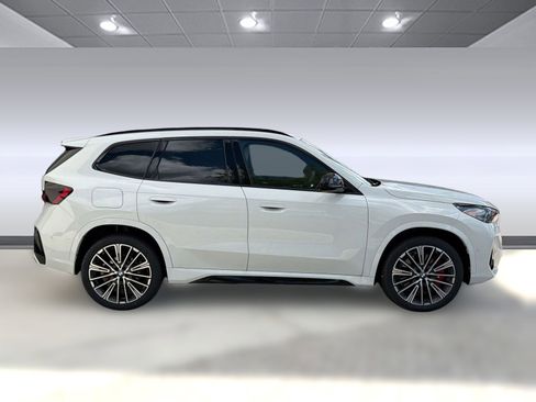 New 2026 BMW X1 xDrive28i w/ Technology Package AWD/4WD image 8