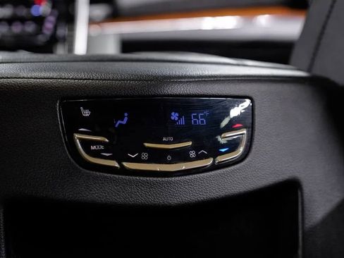 Used 2020 Cadillac Escalade ESV Luxury RWD image 41