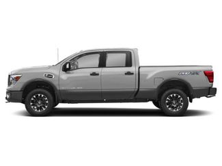 Used 2019 Nissan Titan PRO-4X w/ Pro-4x Convenience Package AWD/4WD video 3