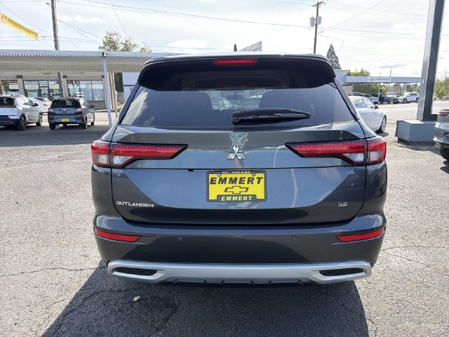 Used 2024 Mitsubishi Outlander SE FWD image 4