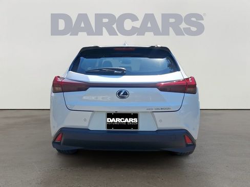 Used 2025 Lexus UX 300h AWD image 5