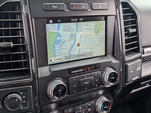 Used 2019 Ford F150 Lariat w/ Equipment Group 502A Luxury AWD/4WD image 28