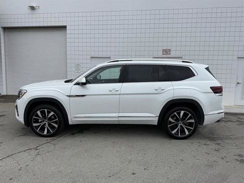 New 2025 Volkswagen Atlas SEL Premium R-Line image 2