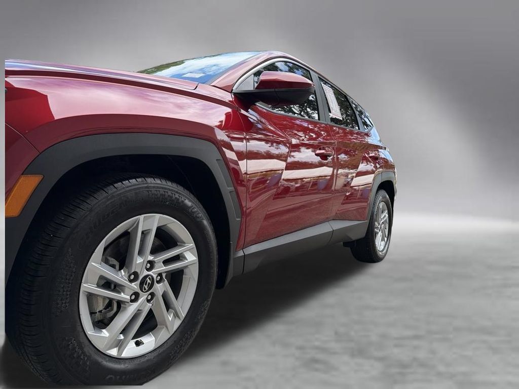 Used 2025 Hyundai Tucson SE FWD image 16