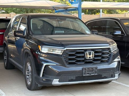 Certified 2025 Honda Pilot EX-L image 3
