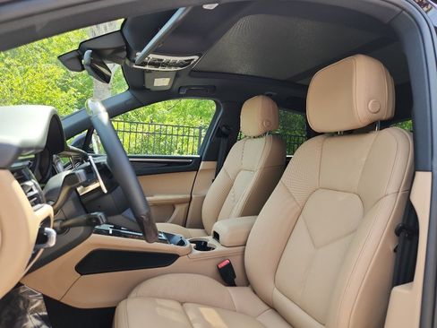 New 2026 Porsche Macan S image 5