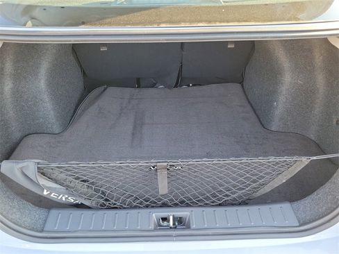 New 2025 Nissan Versa SR w/ Trunk Package image 13