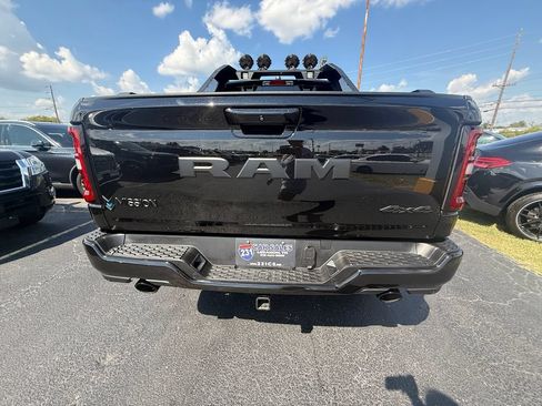 Used 2026 RAM 1500 Big Horn AWD/4WD image 4