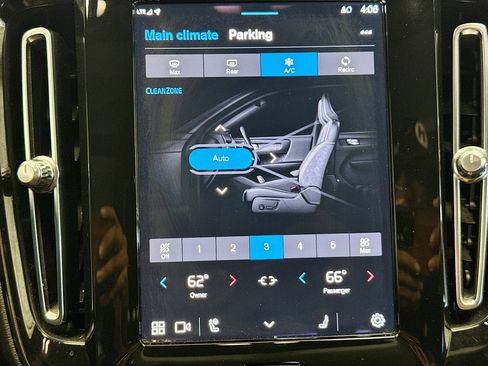 Used 2023 Volvo XC40 Recharge Plus w/ Protection Package Premier image 11