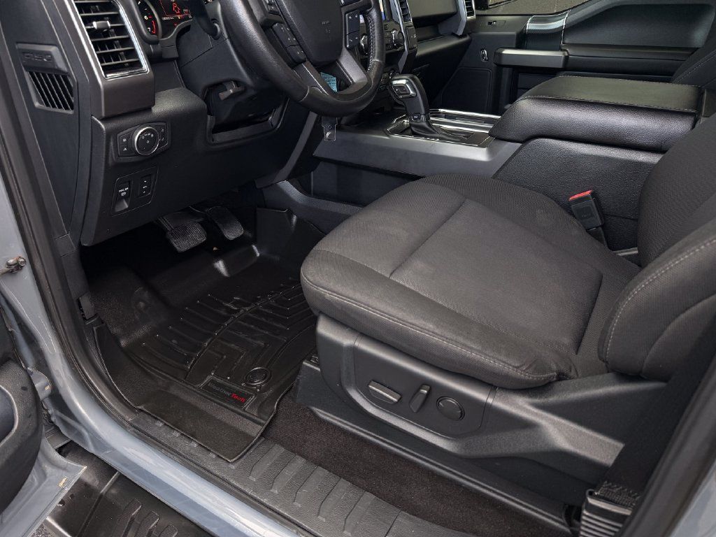 Used 2019 Ford F150 XLT w/ Equipment Group 302A Luxury AWD/4WD image 16