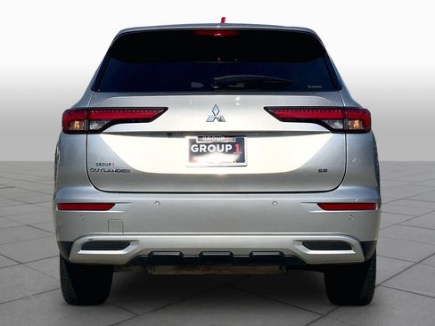 Used 2024 Mitsubishi Outlander SE AWD/4WD image 5