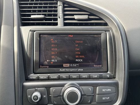 Used 2012 Audi R8 V8 AWD/4WD image 16