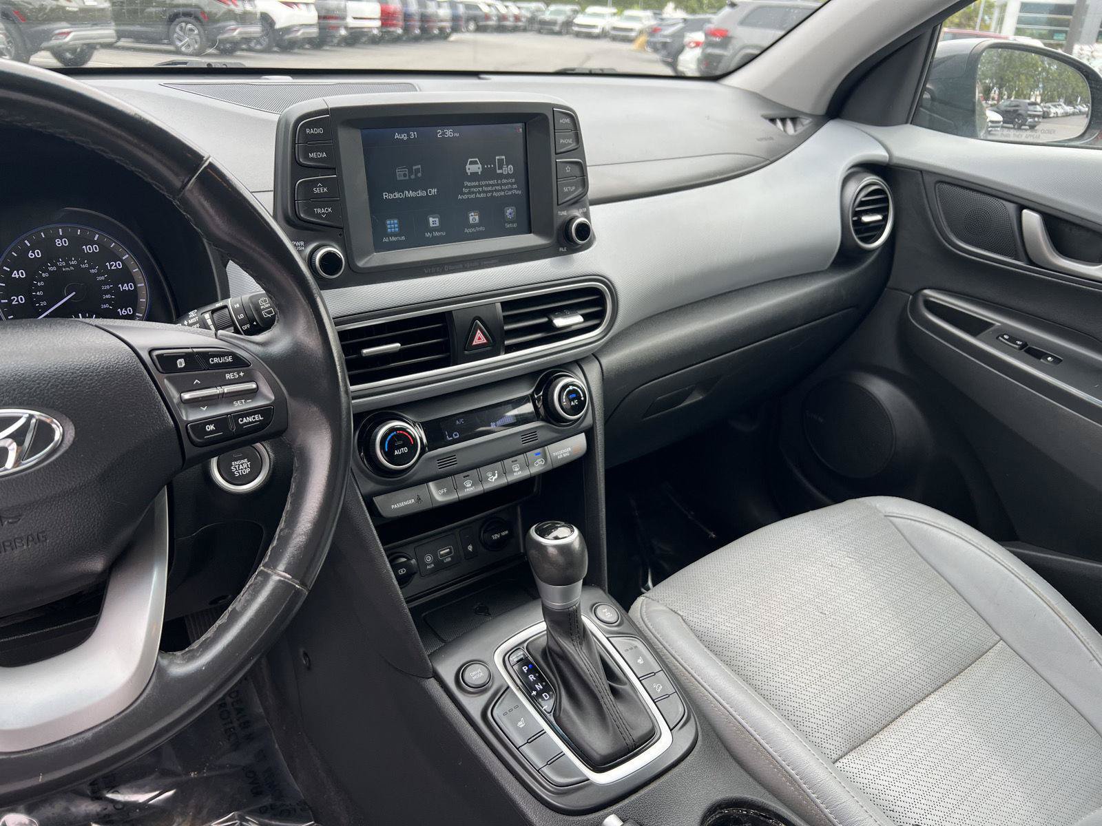 Used 2021 Hyundai Kona Limited AWD/4WD image 37
