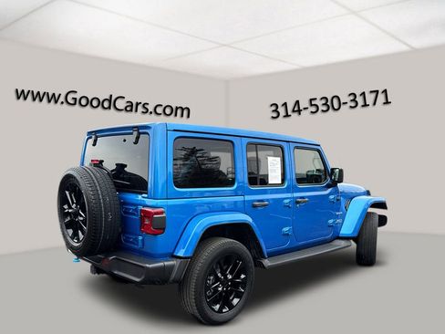 Certified 2022 Jeep Wrangler Unlimited Sahara w/ Cold Weather Group image 2
