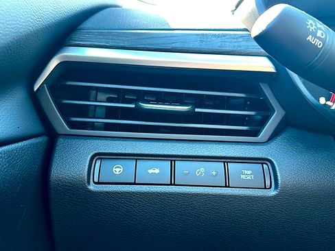 New 2026 Nissan Altima 2.5 SV w/ SV Premium Package FWD image 26