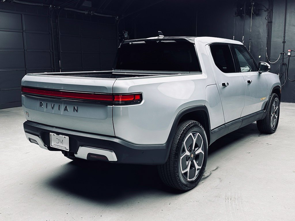 Used 2022 Rivian R1T Adventure AWD/4WD image 7