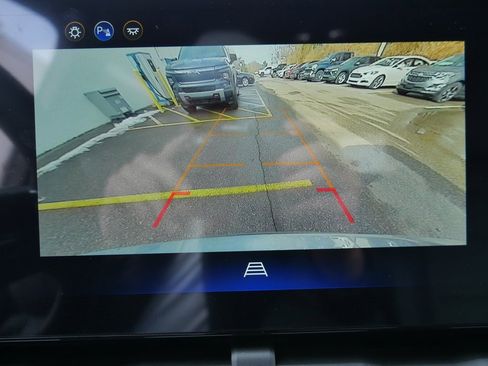 New 2026 Chevrolet Equinox LT w/ Convenience Package II image 14