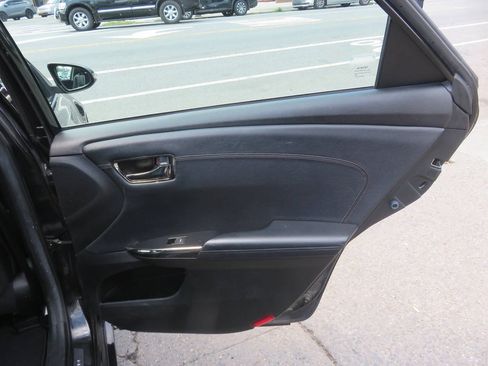 Used 2016 Toyota Avalon Limited w/ Toyota Safety Sense Package FWD image 28