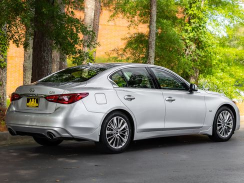 Used 2018 INFINITI Q50 Luxe w/ Essential Package (3.0T Luxe) RWD image 52