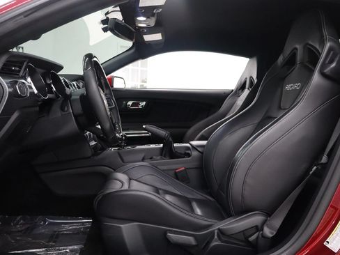 Used 2016 Ford Mustang GT Premium w/ GT Performance Package RWD image 18