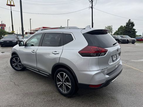 Used 2018 Nissan Rogue SL FWD image 5