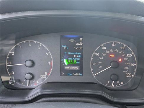 Used 2025 Toyota Corolla LE image 11