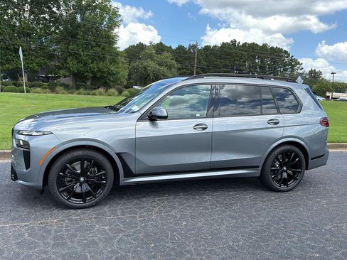 New 2027 BMW X7 xDrive40i w/ Executive Package AWD/4WD image 3