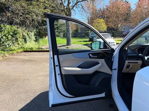 New 2026 Acura MDX SH-AWD image 11