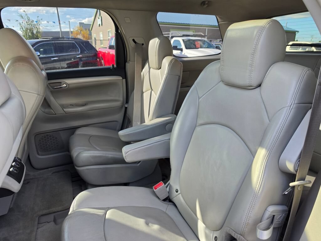 Used 2009 Saturn Outlook XE w/ Premium Trim Package AWD/4WD image 20