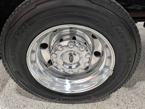 Used 2022 Ford F450 Limited image 13