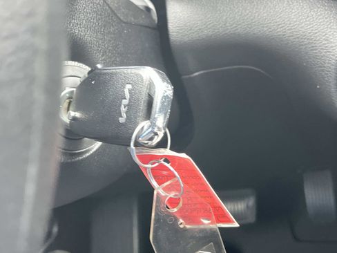 Certified 2022 Kia Soul LX w/ Technology Package image 36