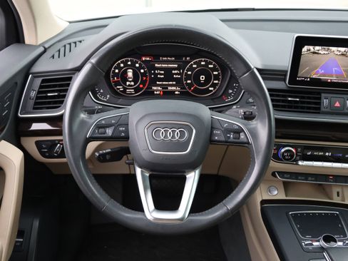 Used 2018 Audi Q5 2.0T Premium Plus w/ Premium Plus Package image 17