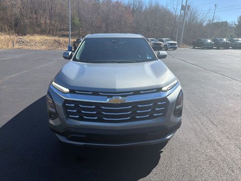 New 2026 Chevrolet Equinox LT w/ Safety and Technology Package image 2