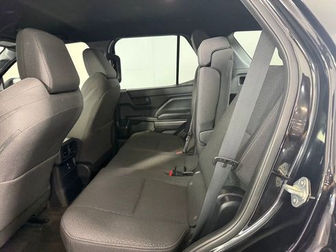 Used 2025 Toyota 4Runner SR5 image 23